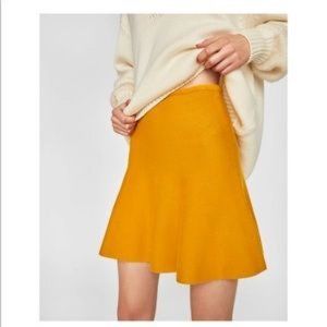 Zara Knit Mustard Fit/Flare Women's Mini Skirt Size small